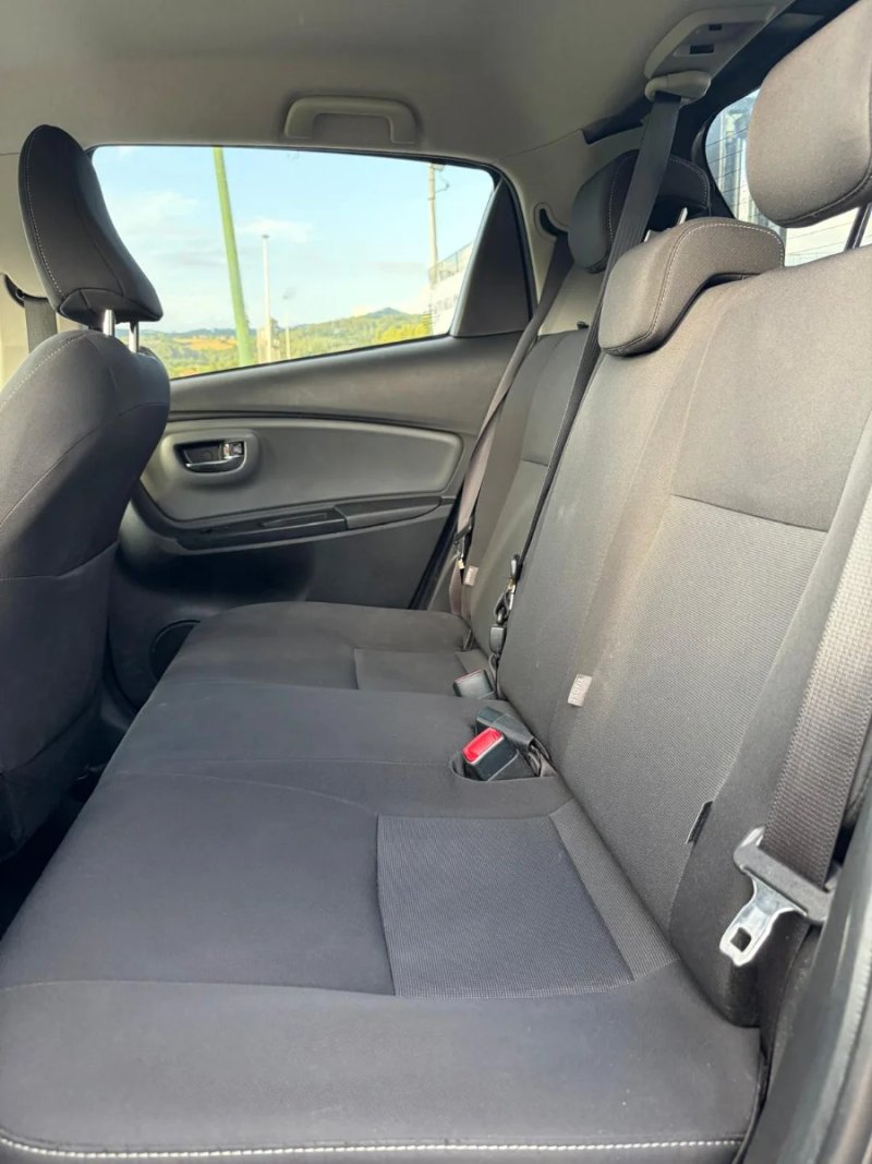 Toyota Yaris 2017, foto 12