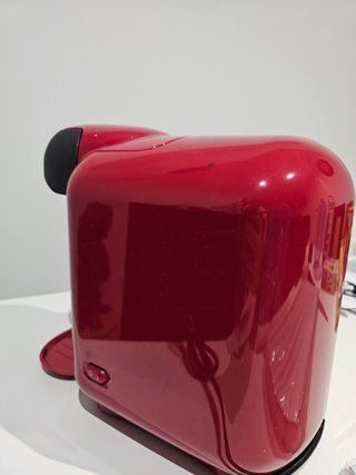 Cafetera Tassimo Bosch Roja