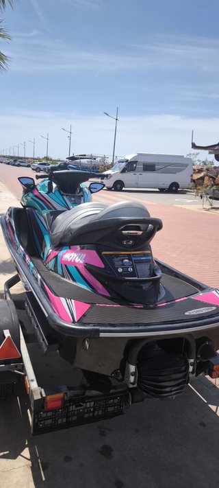 Jet Ski Kawasaki XL160 + plataforma incluida