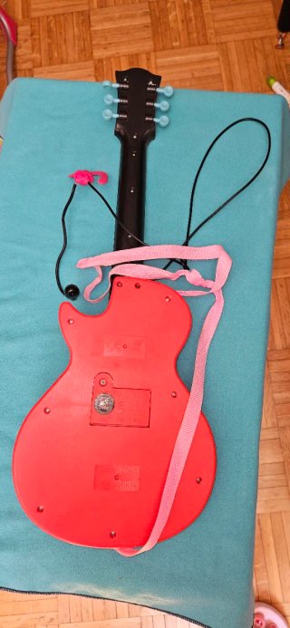 Guitarra de Juguete Ladybug Roja