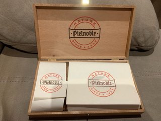 Cartera y porta llaves Pielnoble auténtica