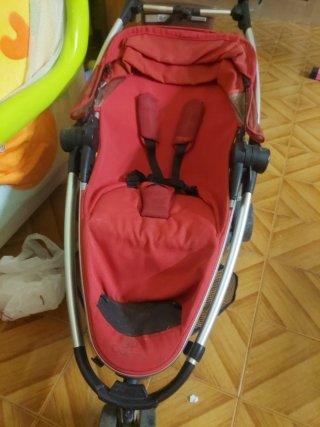 Cochecito Quinny Rojo