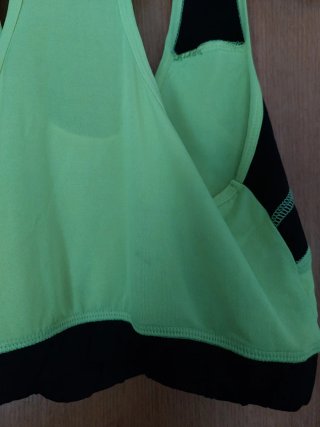 Top crop A-Story verde/negro taglia L/XL