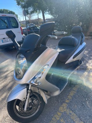 Moto SYM 125 Scooter