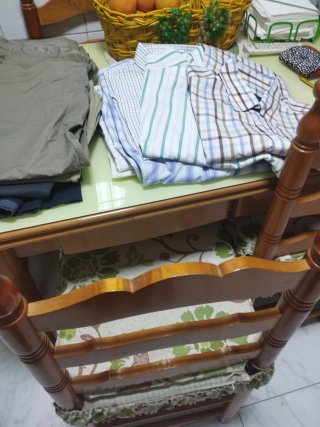 Lote pantalones y camisas Monforte todo treinta y