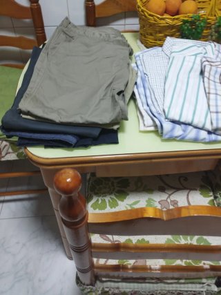 Lote pantalones y camisas Monforte todo treinta y