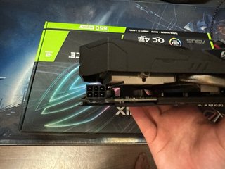 Tarjeta Gráfica ASUS ROG Strix GTX 1650 Super 4GB