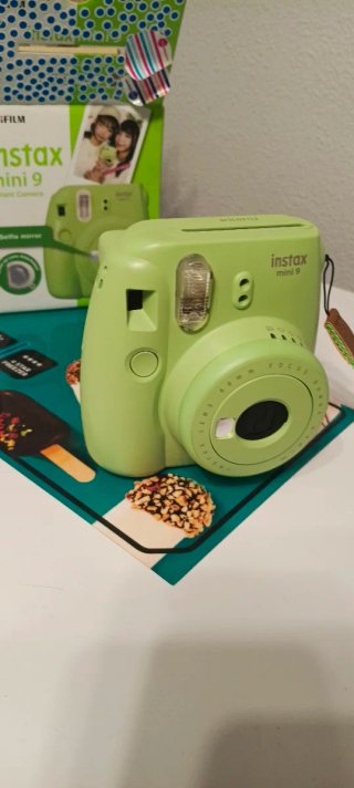 Fotocamera istantanea Fujifilm Instax Mini 9