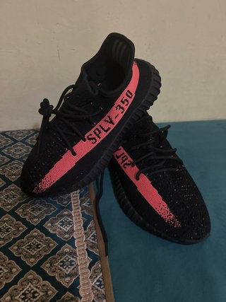 Adidas Yeezy 350 V2 (Negro/Rosa)