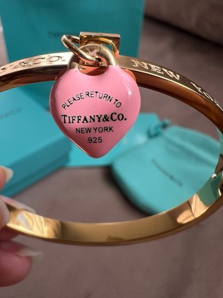 Pulsera Tiffany & Co. Corazón Rosa acero