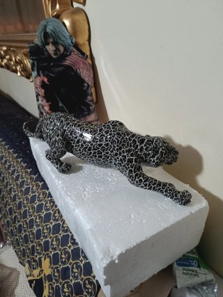 Figura Leopardo 39cm, ideal para adornos y decorac