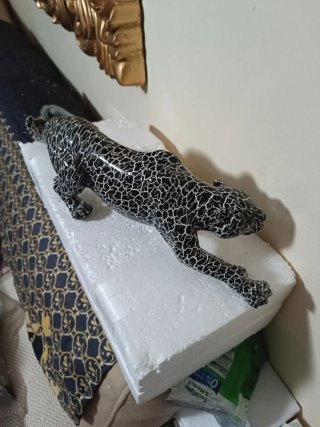 Figura Leopardo 39cm, ideal para adornos y decorac