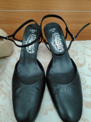 2 Pares Zapatos Mujer Lodi y Desiree