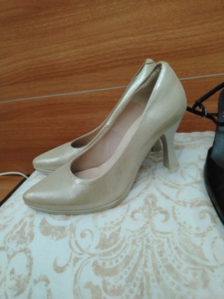 2 Pares Zapatos Mujer Lodi y Desiree