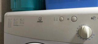 Secadora Indesit 6kg IS60V