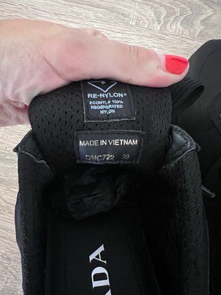 Zapatillas Prada Talla 39 Nuevas