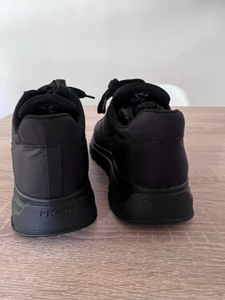 Zapatillas Prada Talla 39 Nuevas