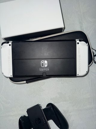 Nintendo Switch OLED Blanca + Juego + Dock + Acces