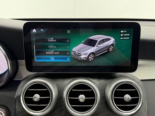 Mercedes-Benz GLC Coupé 2021 300de 306cv AMG LINE
