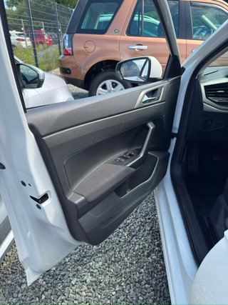 VOLKSWAGEN POLO 1.0 COMFORTLINE 04/2018 111.722 KM