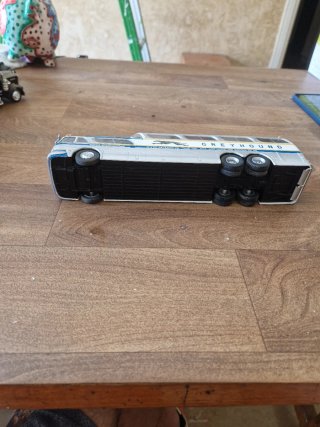 Autobús Greyhound Scenicruiser 1:43