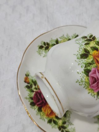 Taza de té porcelana inglesa floral