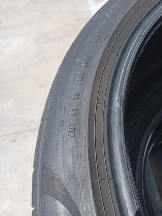 Neumático Pirelli