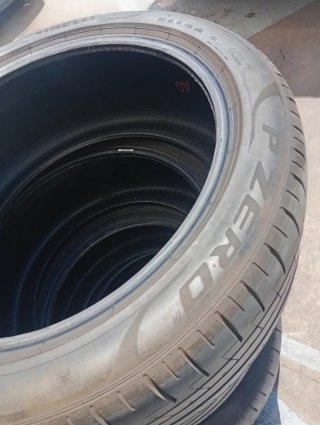 Neumático Pirelli