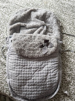 Saco capazo bebé gris