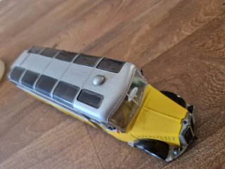 Modellino Autobus Saurer L4C 1949 1:43