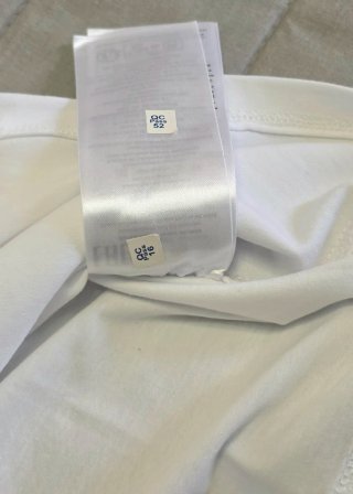 Camiseta Guess Eco Blanca Super Slim Fit Talla M
