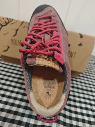 Botas senderismo Doghammer. Talla pequeño.