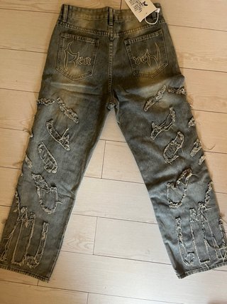 Pantaloni baggy con ricami