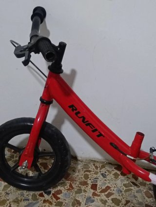 Bici sin pedales RUNFIT roja