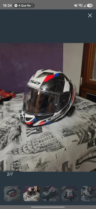 Gafas de moto, casco e intercomunicador
