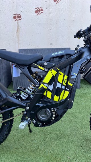 Surron Light bee X 2025