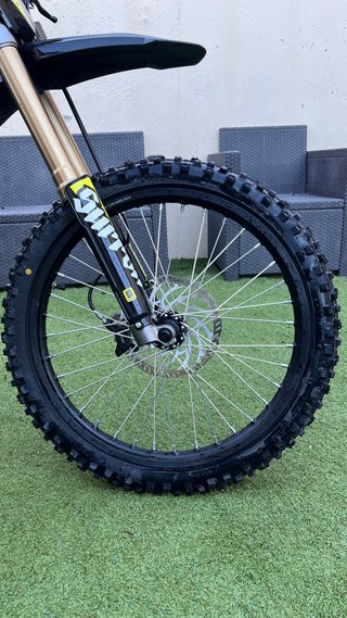 Surron Light bee X 2025