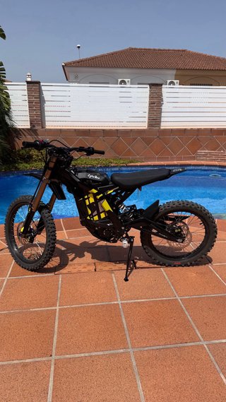Surron Light bee X 2025