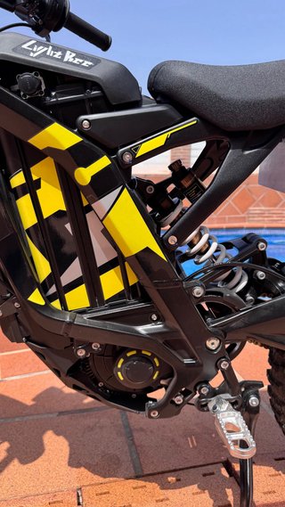 Surron Light bee X 2025