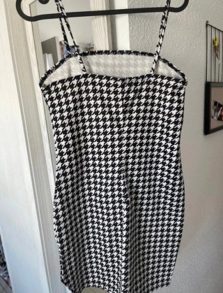Vestido de verano con tirantes