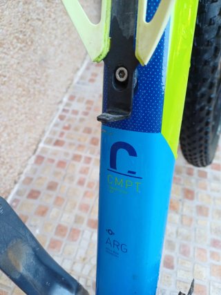 Bicicleta Cube analog 29 competition line Azul/ver