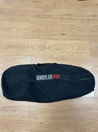 Wall Balls y Sandbag Singular WOD excelente estado
