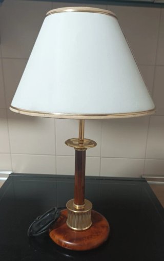 Lámpara de mesa antigua madera y metal