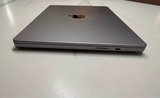 MacBook Pro M1 Pro 16GB RAM / 512GB SSD