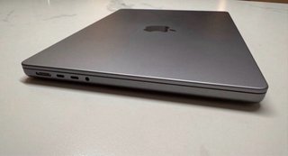 MacBook Pro M1 Pro 16GB RAM / 512GB SSD