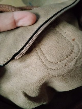 Bolso beige y marrón con monedero