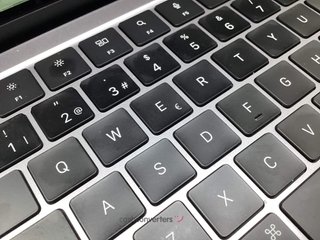 portatil apple apple macbook air m2 8-core 3.4 13 (8gpu) (2022) (a2681)