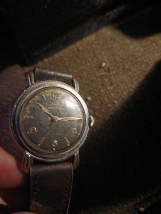 Reloj Rubis Negro y Marrón