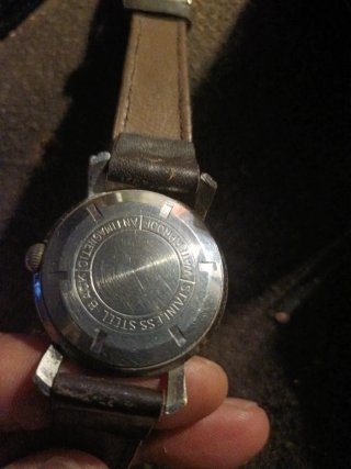 Reloj Rubis Negro y Marrón