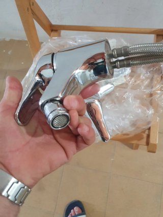 Grifo de lavabo y bidé cromado